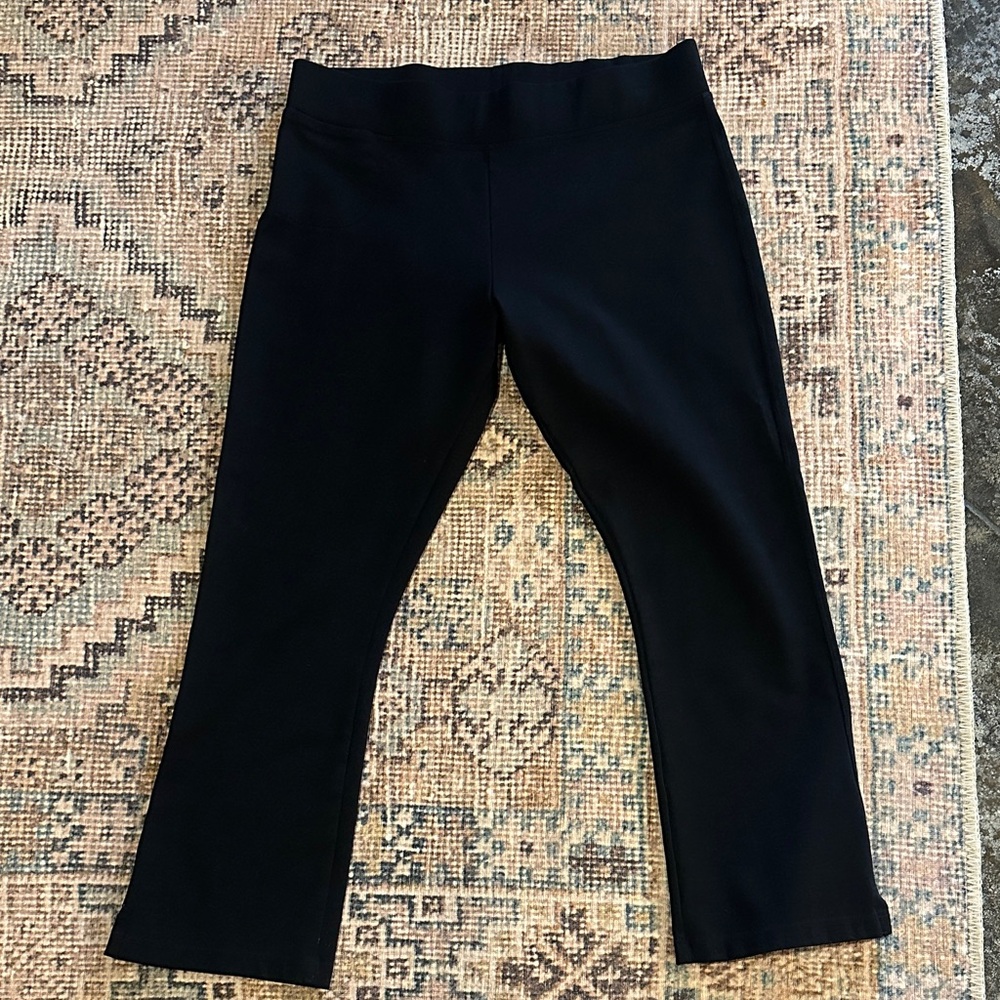 American Giant Black Cropped Pants